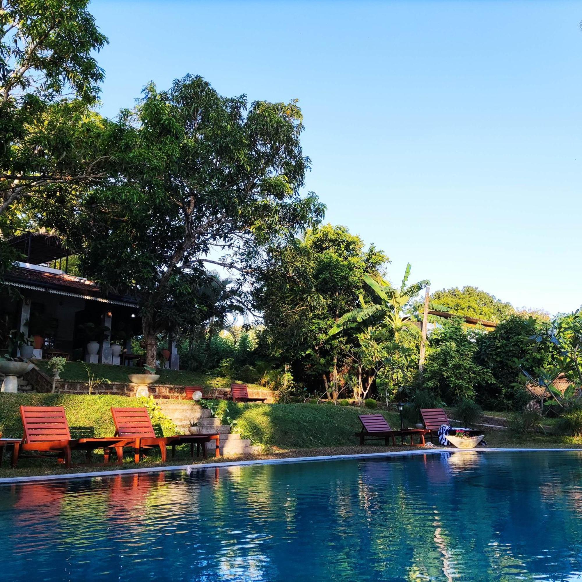 Villa Lyvie Ayurvedic Hotel Tangalle Exteriör bild