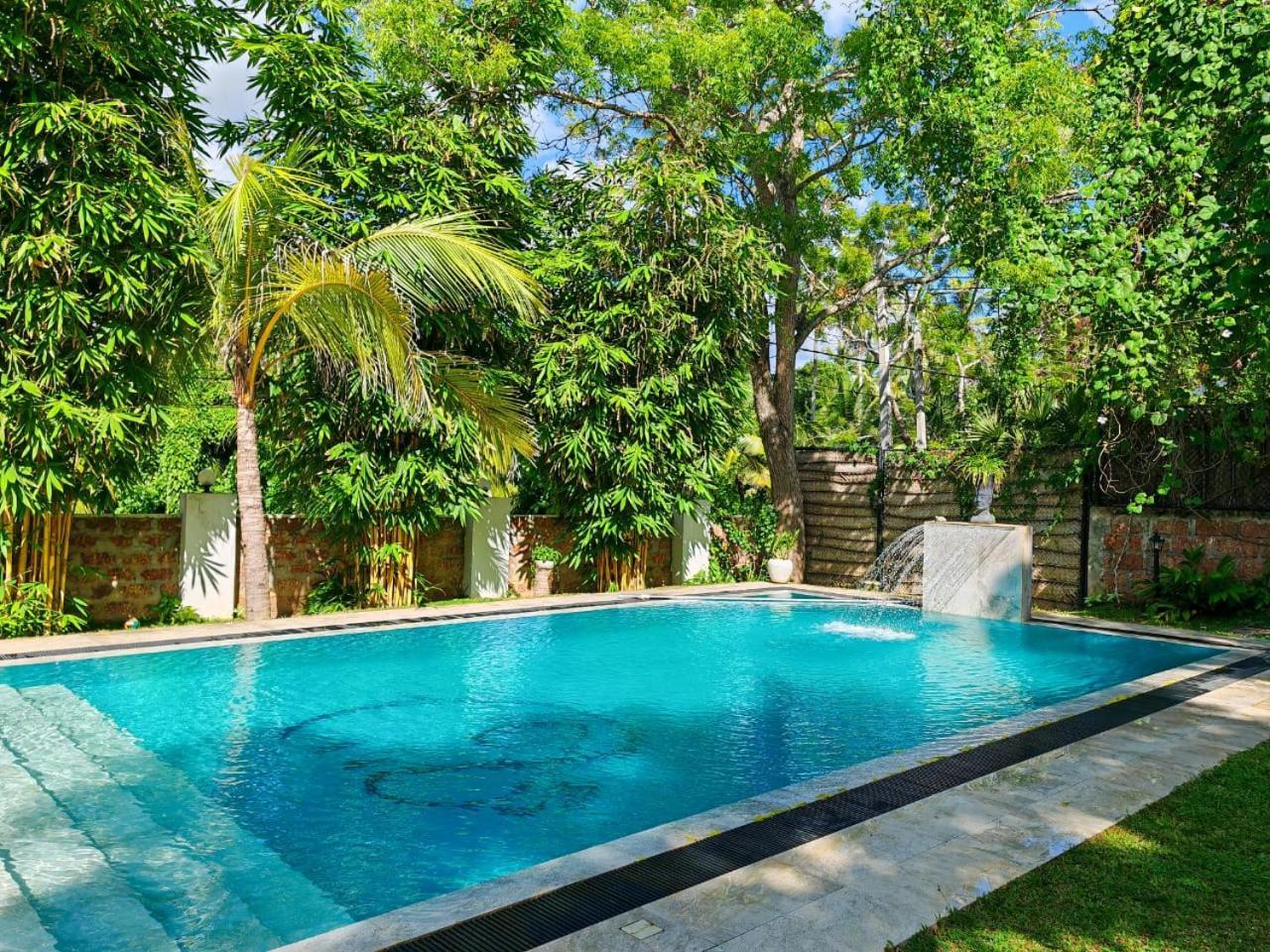 Villa Lyvie Ayurvedic Hotel Tangalle Exteriör bild