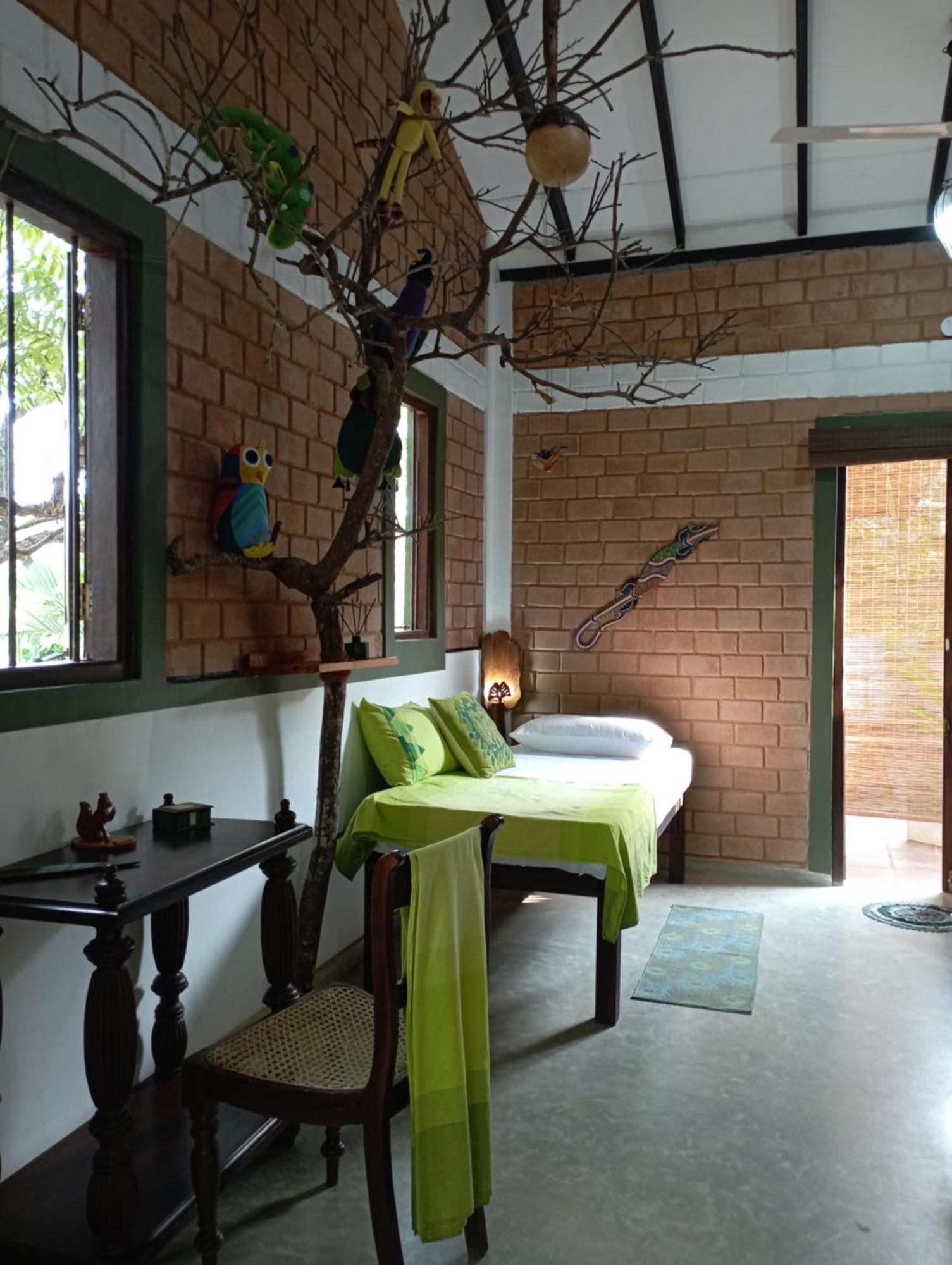 Villa Lyvie Ayurvedic Hotel Tangalle Exteriör bild