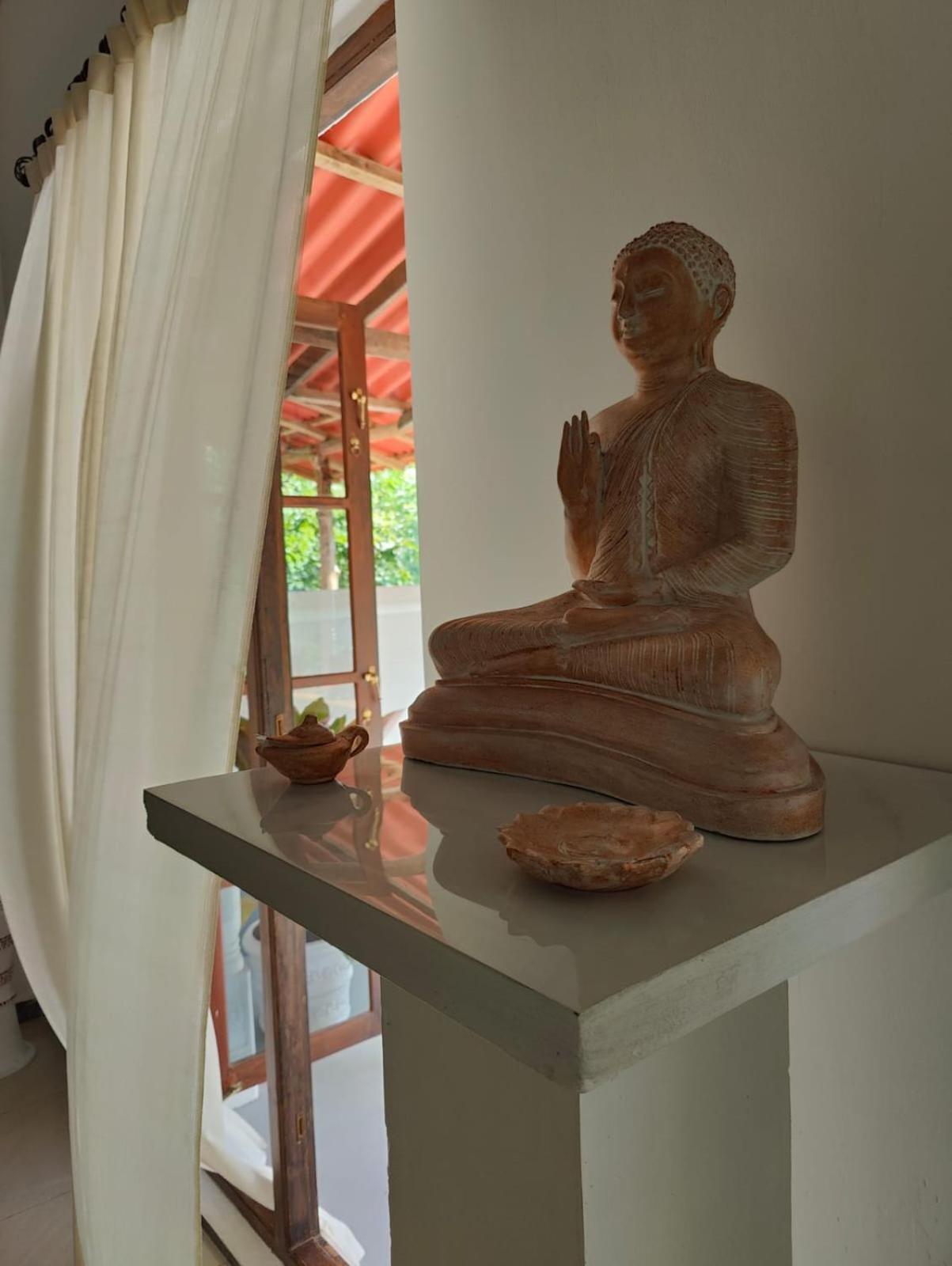 Villa Lyvie Ayurvedic Hotel Tangalle Exteriör bild
