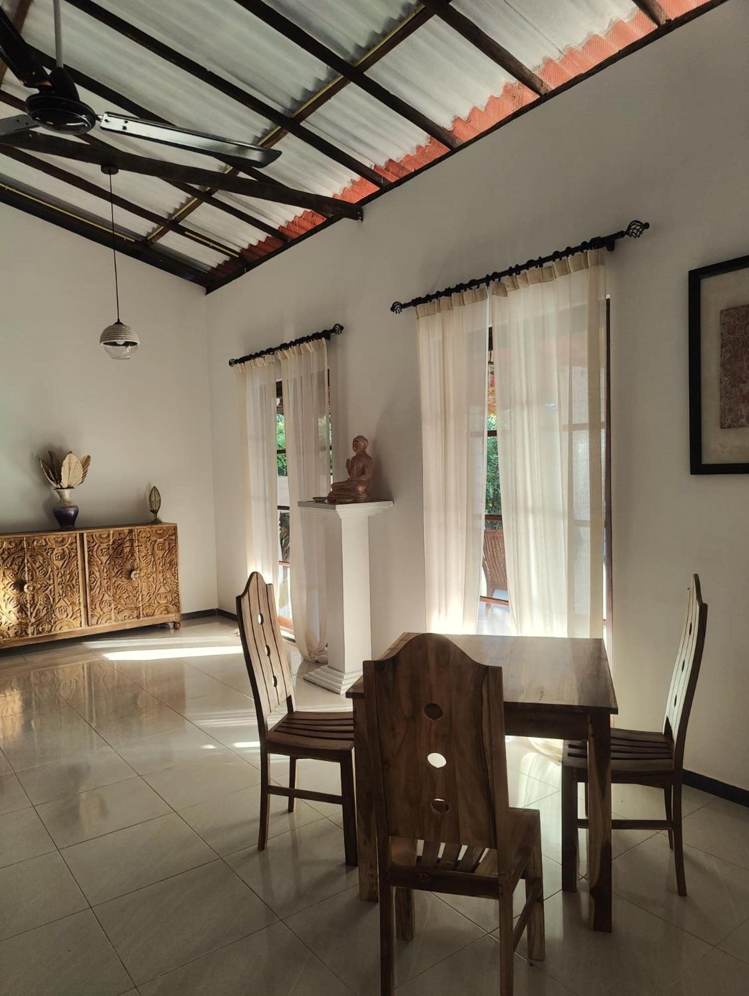 Villa Lyvie Ayurvedic Hotel Tangalle Exteriör bild