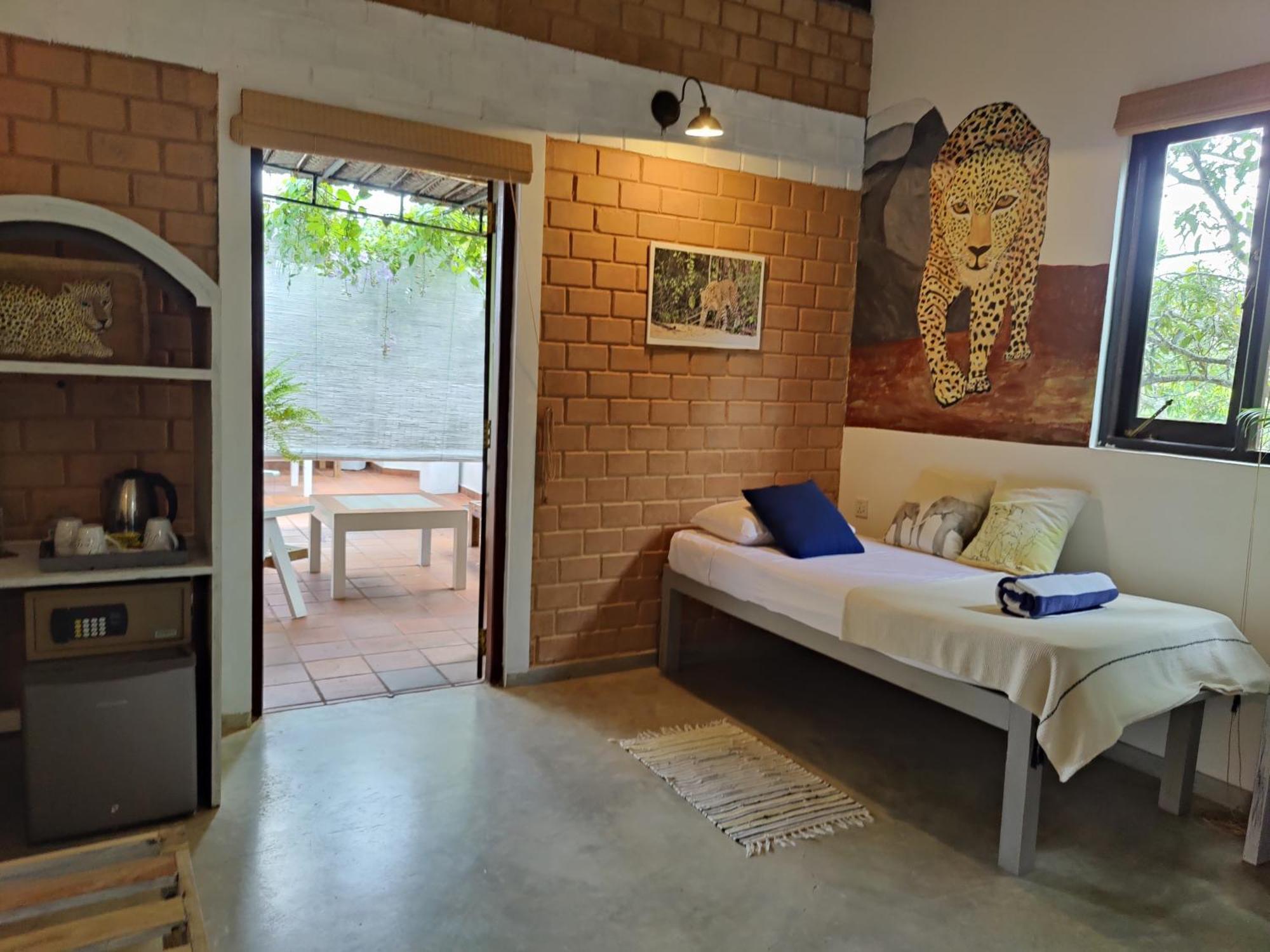 Villa Lyvie Ayurvedic Hotel Tangalle Exteriör bild